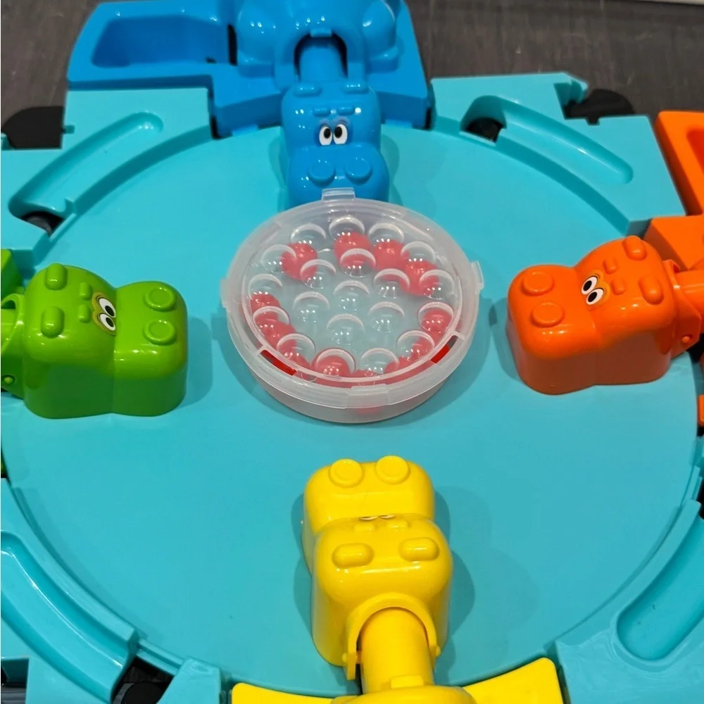 Hasbro Hungry Hungry Hippos Feeding Frenzy Game Kids Toddlers